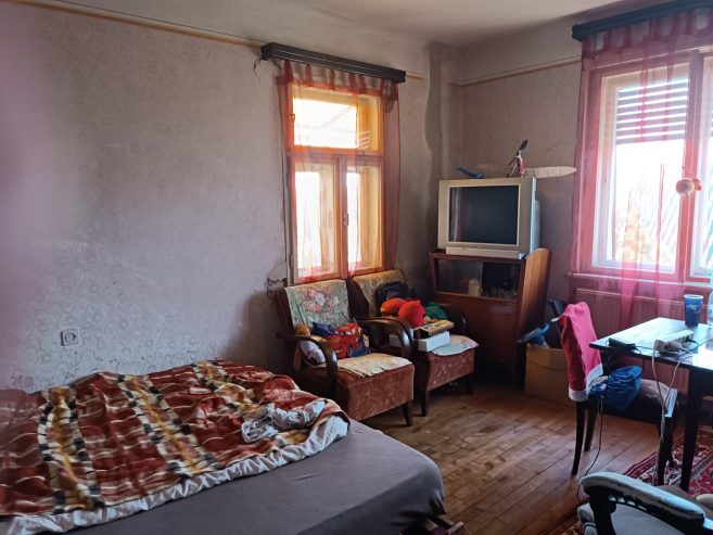 Ház-családi ház eladó – 7 szoba – Szokolya