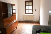 Ház-családi ház eladó – 9 szoba – Göd
