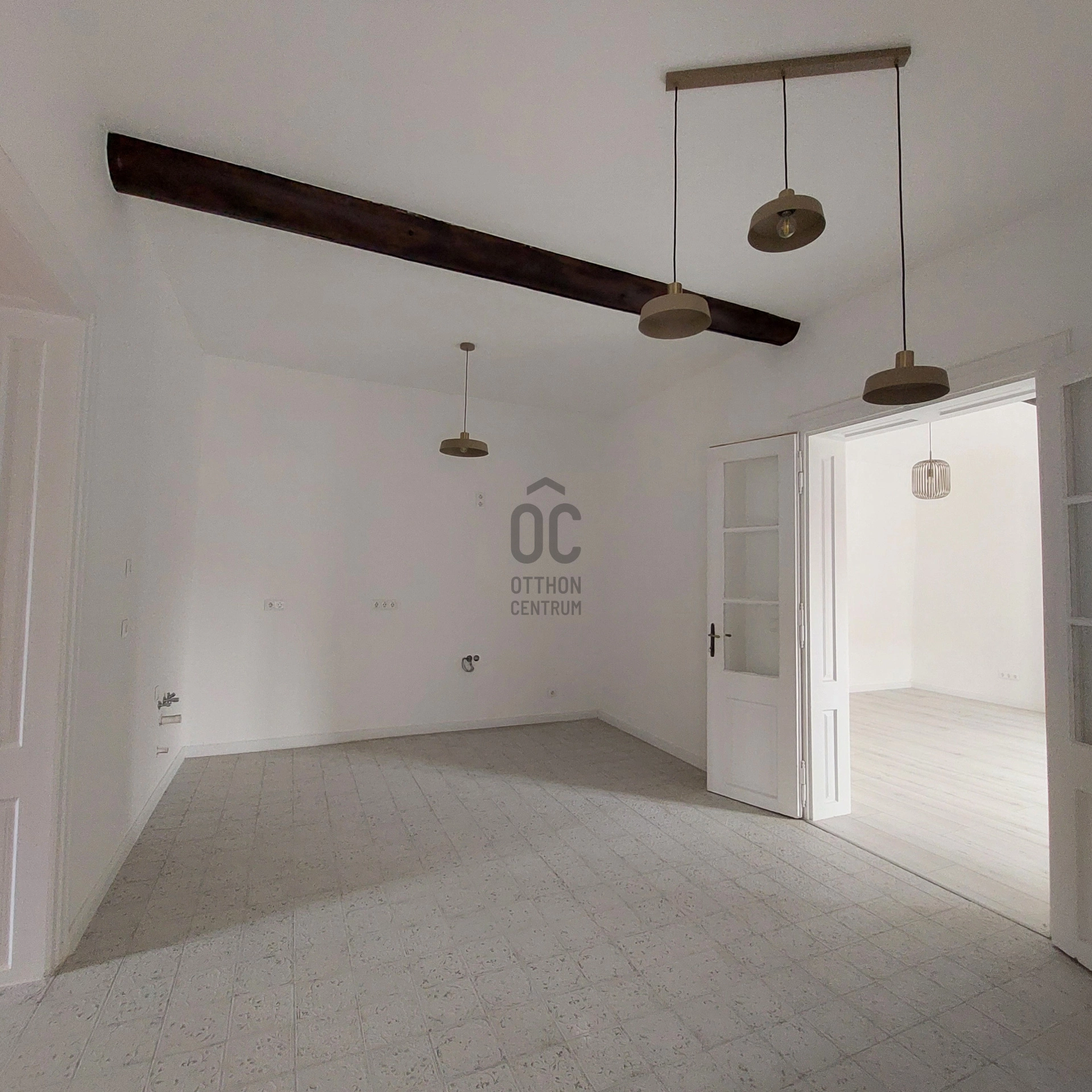 Ház-családi ház eladó – 5 szoba – Véménd