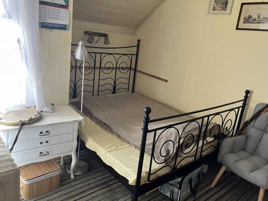 Ház-családi ház eladó – 4 szoba – Pécs