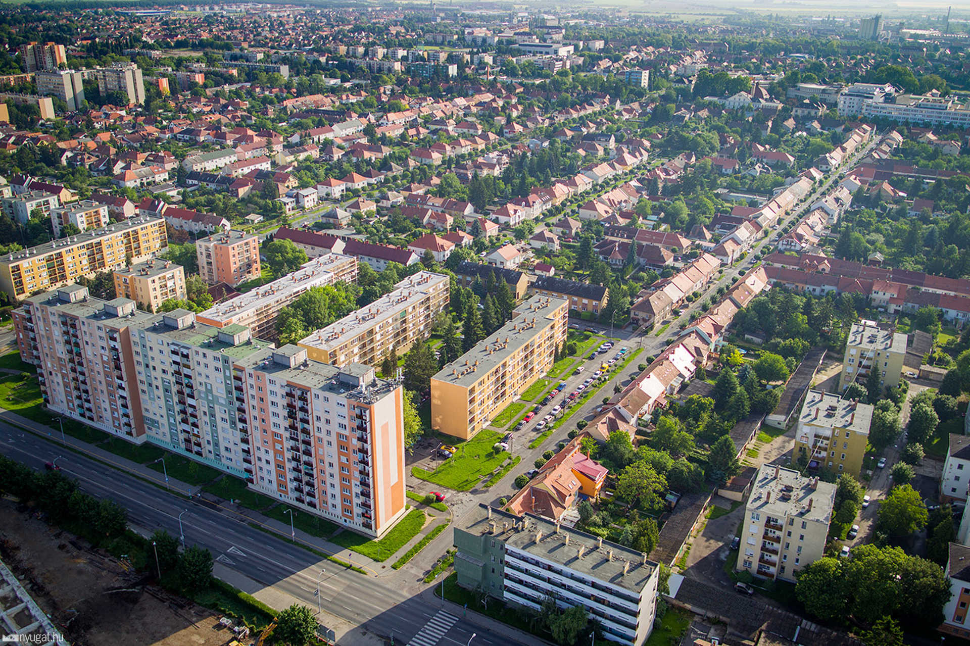 Ház-családi ház kiadó – 5 szoba – Szombathely