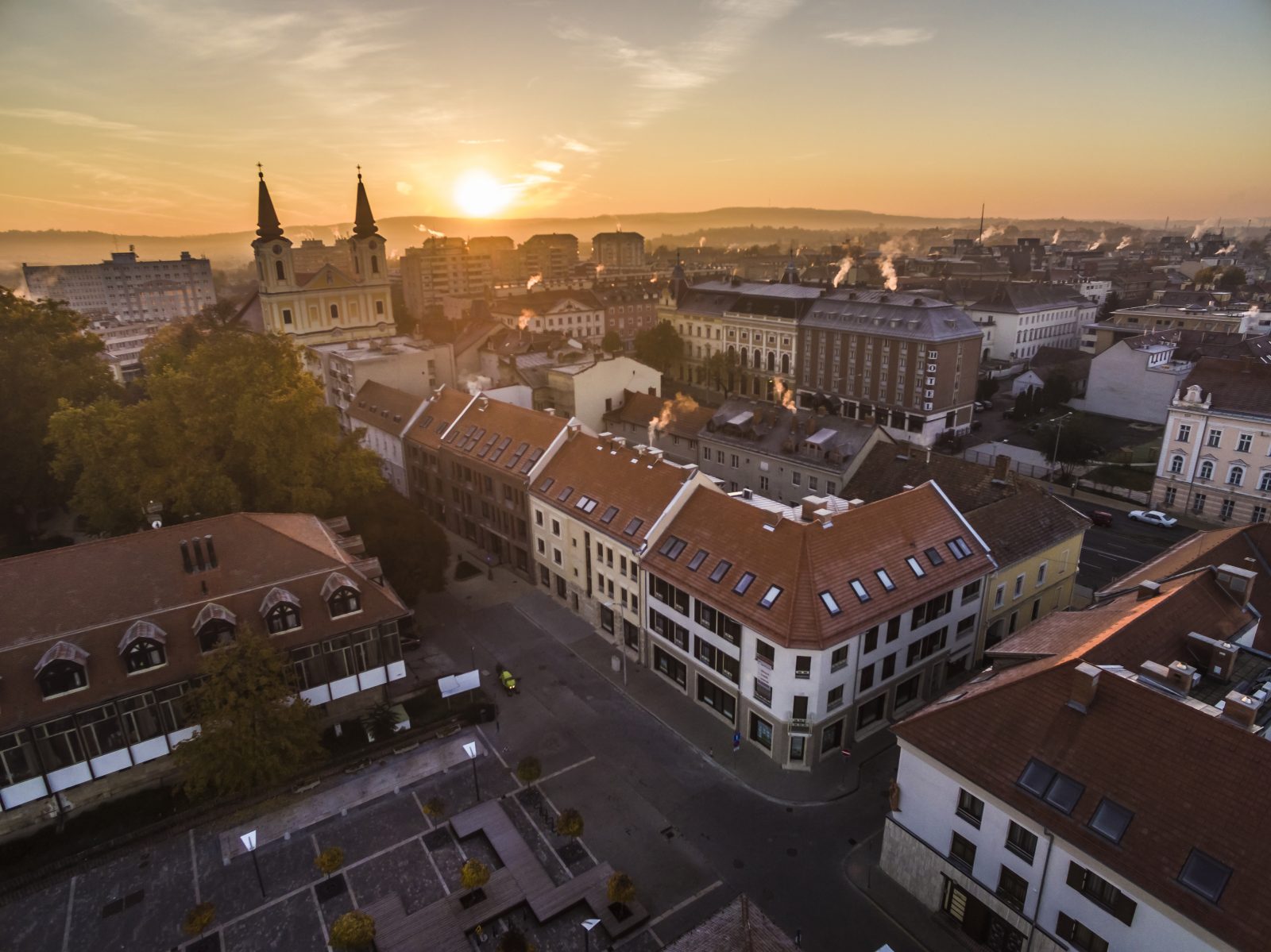 Ház-családi ház kiadó – 6 szoba – Zalaegerszeg