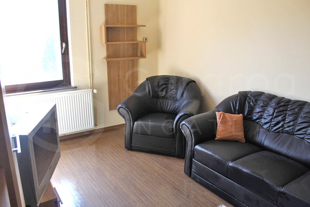 Nyaraló-üdülő-hétvégi ház eladó – 3 szoba – Tiszacsege