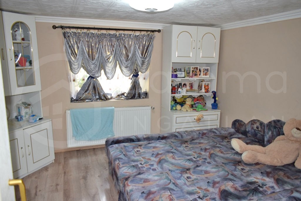 Ház-családi ház eladó – 3 szoba – Gesztely