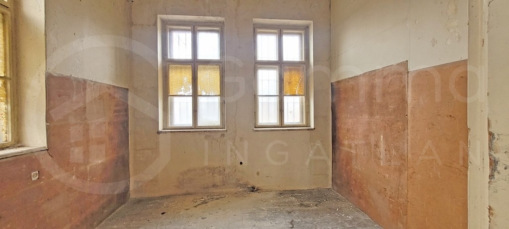 Ipari ingatlan-raktár-csarnok eladó közvetítőtől – Miskolc