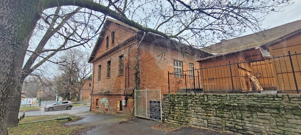 Ipari ingatlan-raktár-csarnok eladó közvetítőtől – Miskolc