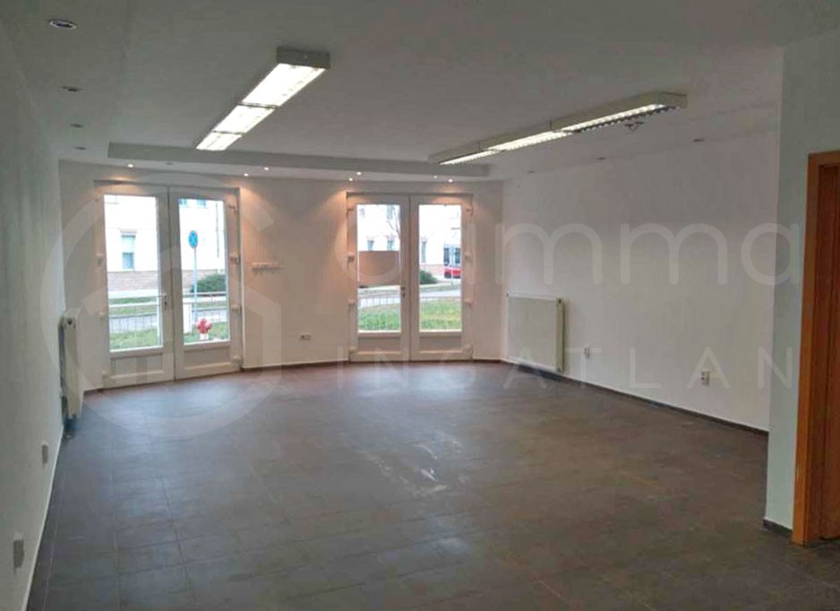 Iroda-üzlet-vendéglátóegység eladó közvetítőtől – Mezőkövesd