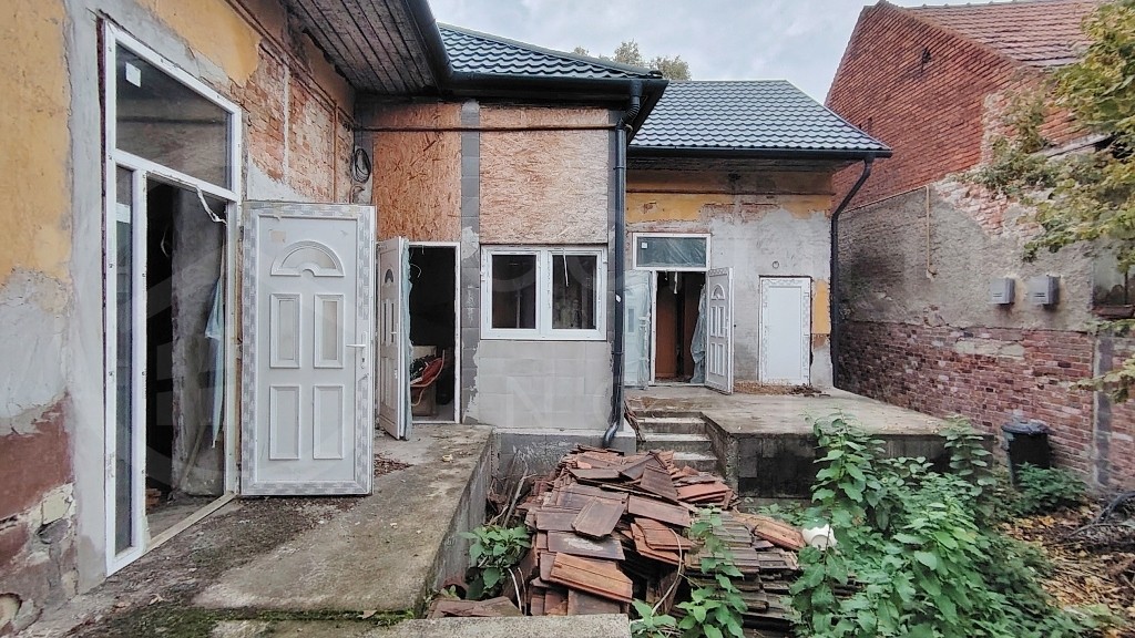 Ház-családi ház eladó – 5 szoba – Miskolc