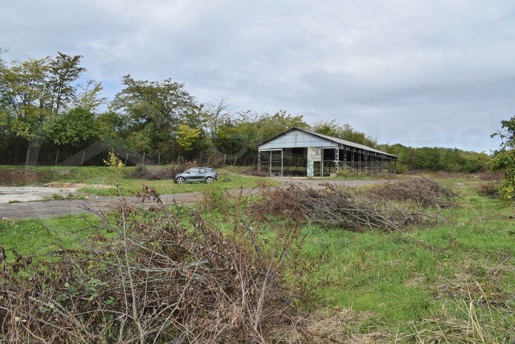 Ipari ingatlan-raktár-csarnok eladó közvetítőtől – Miskolc