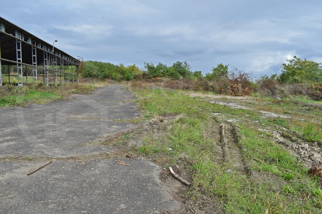 Ipari ingatlan-raktár-csarnok eladó közvetítőtől – Miskolc