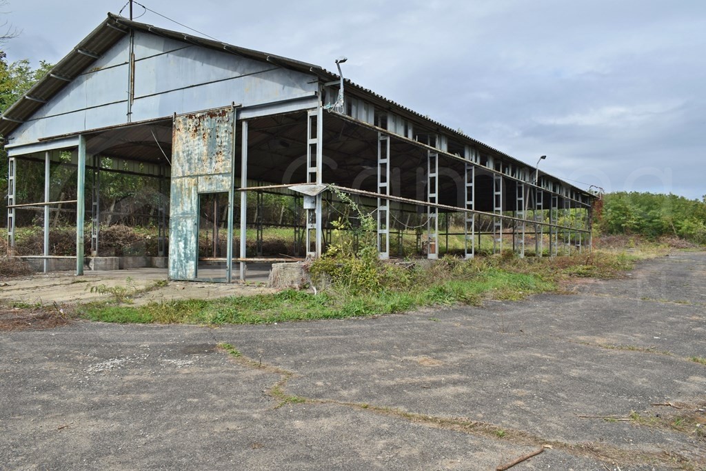 Ipari ingatlan-raktár-csarnok eladó közvetítőtől – Miskolc