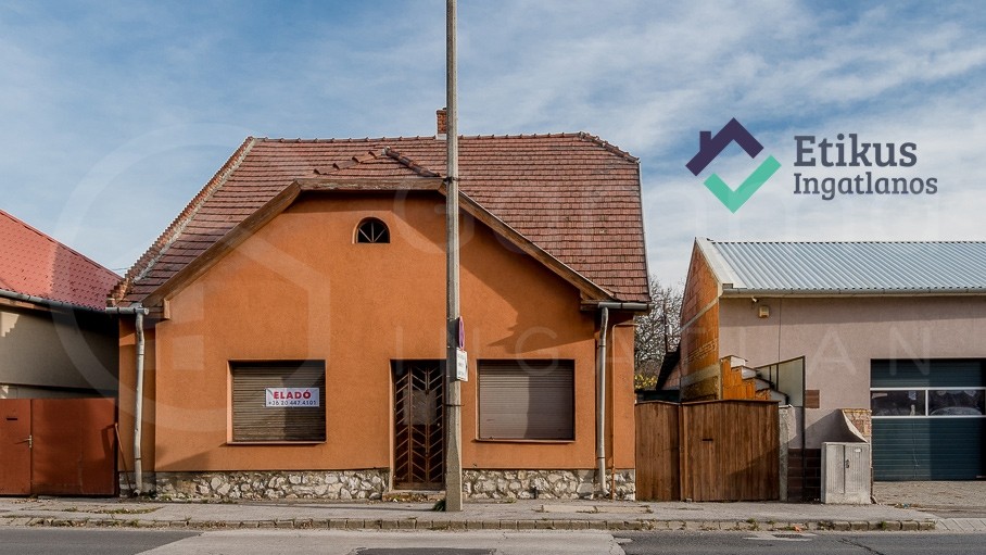 Ház-családi ház eladó – 4 szoba – Miskolc