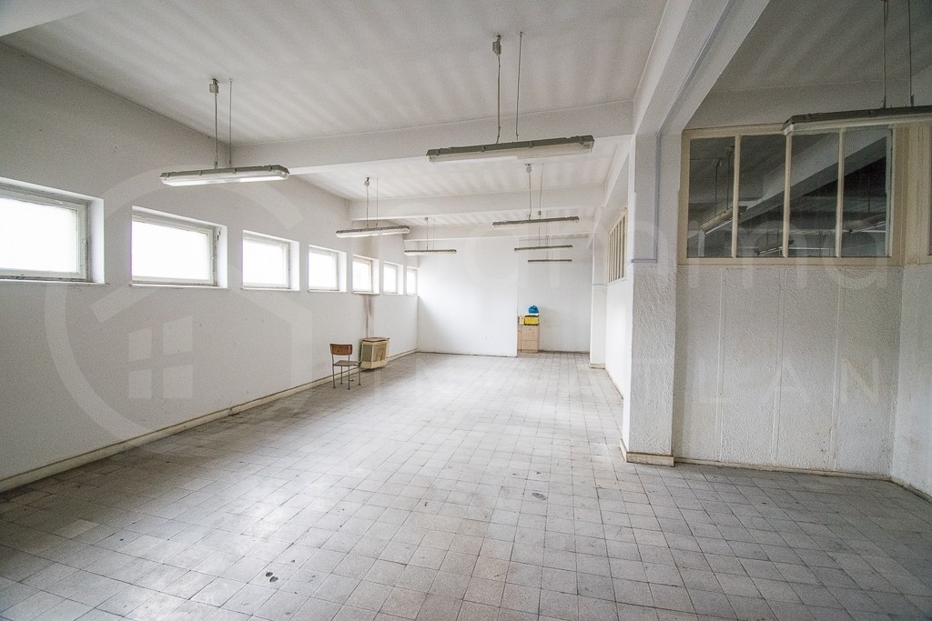 Ipari ingatlan-raktár-csarnok eladó közvetítőtől – Miskolc