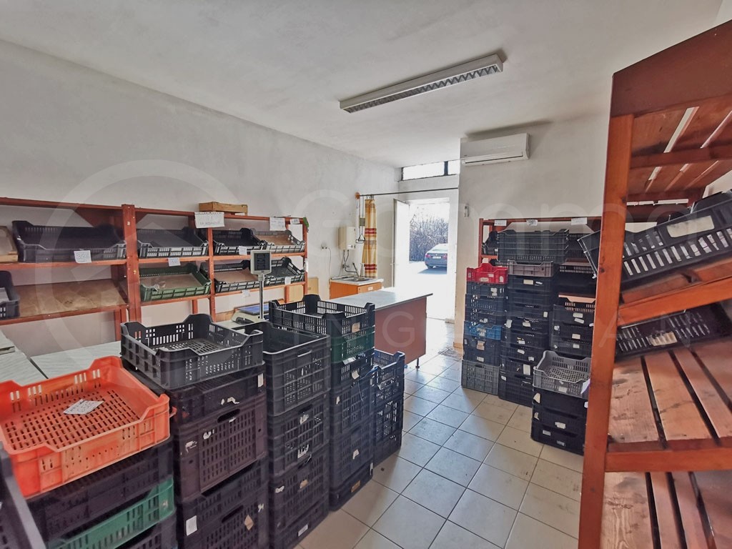Iroda-üzlet-vendéglátóegység kiadó közvetítőtől – Miskolc