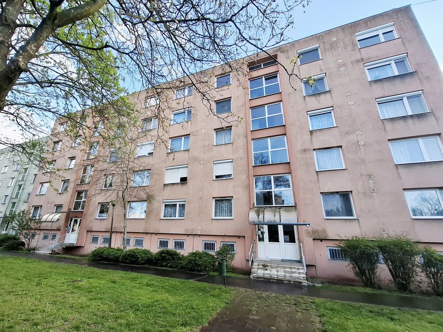 Lakás eladó – 2 szoba – Miskolc