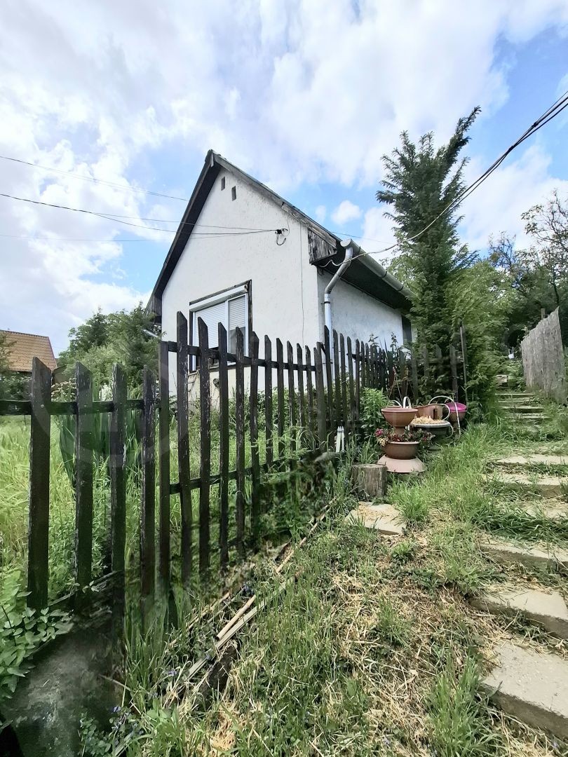 Ház-családi ház kiadó – 1 szoba – Miskolc