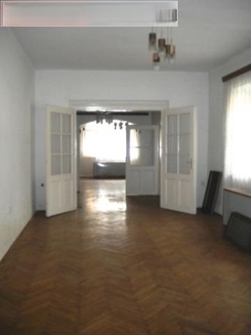 Ház-családi ház eladó – 4 szoba – Esztergom