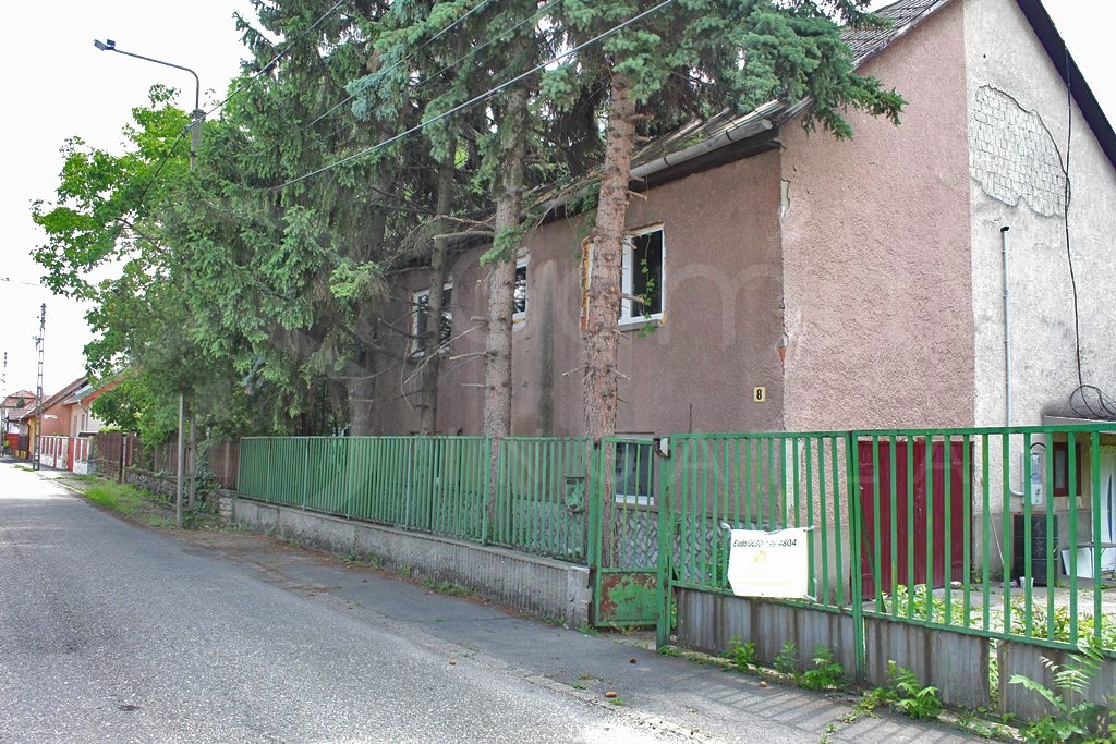 Ház-családi ház eladó – 4 szoba – Miskolc