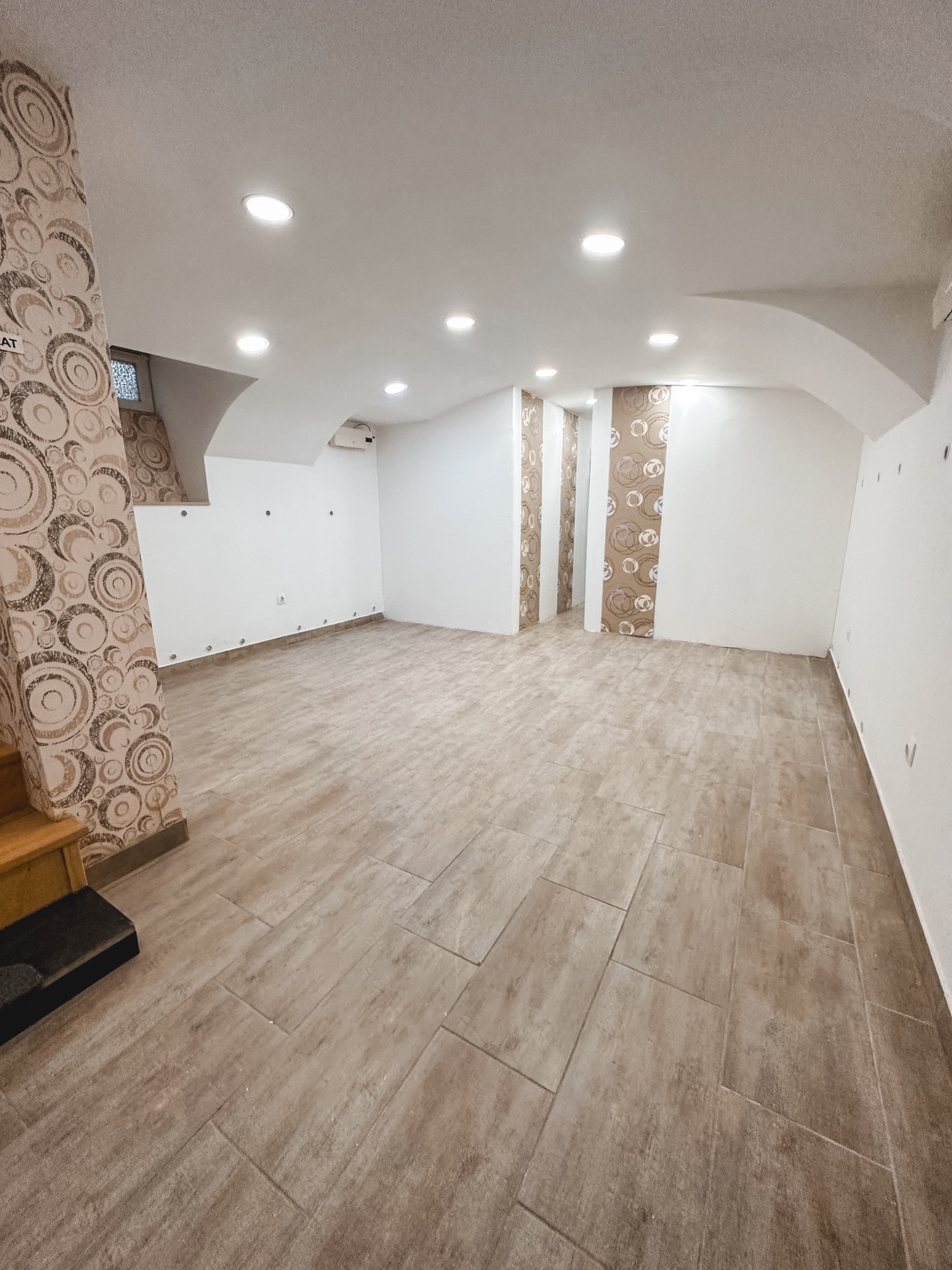 Iroda-üzlet-vendéglátóegység eladó tulajdonostól – Budapest XIII.kerület