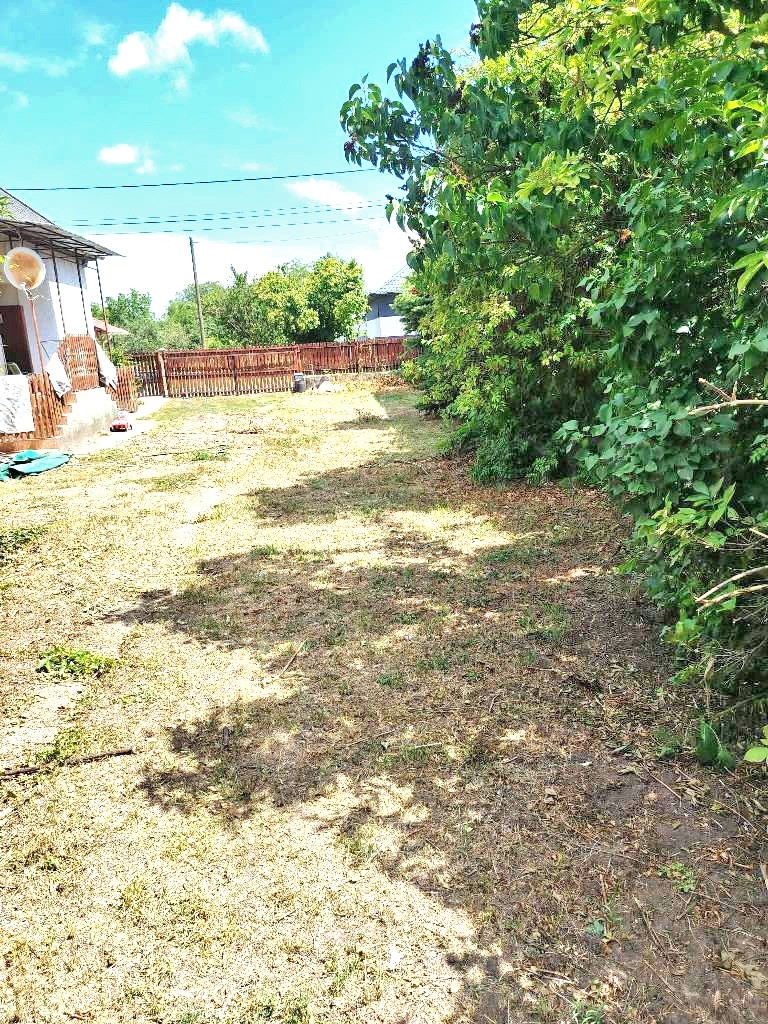 Ház-családi ház eladó – 4 szoba – Tiszaújváros