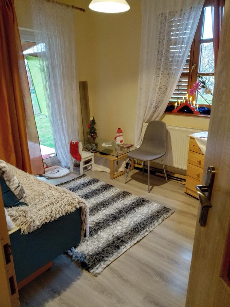 Ház-családi ház eladó – 5 szoba – Karád
