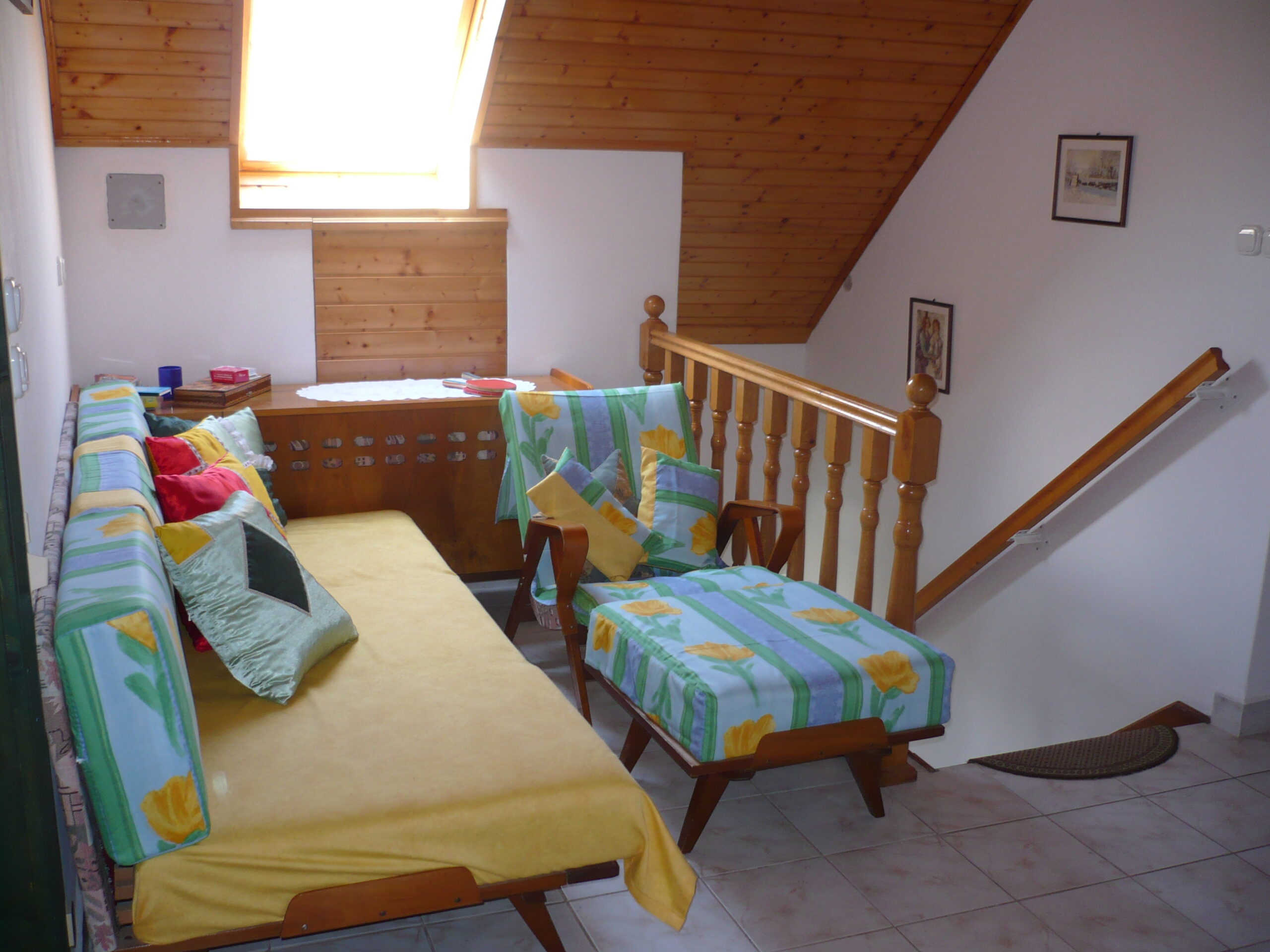 Ház-családi ház eladó – 7 szoba – Balatonlelle