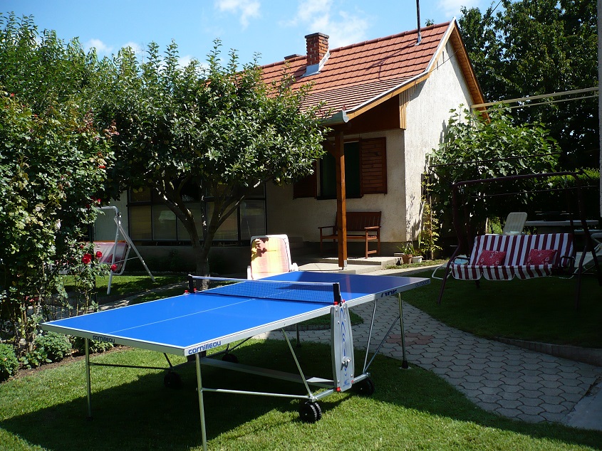 Ház-családi ház eladó – 7 szoba – Balatonlelle