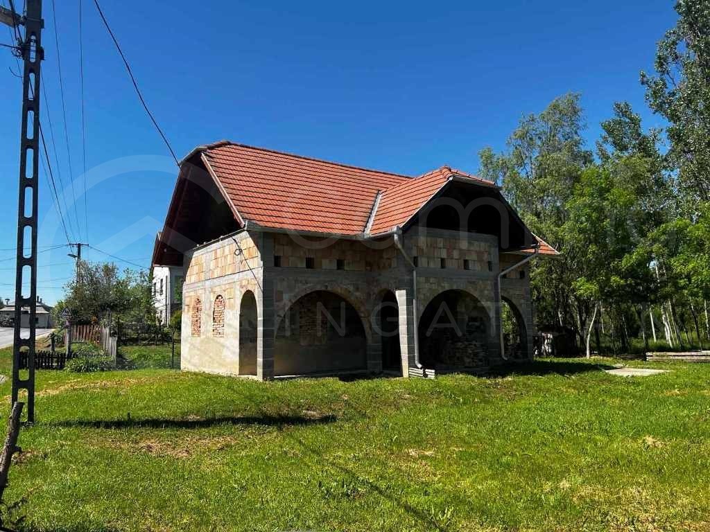 Ház-családi ház eladó – 4 szoba – Alsószuha