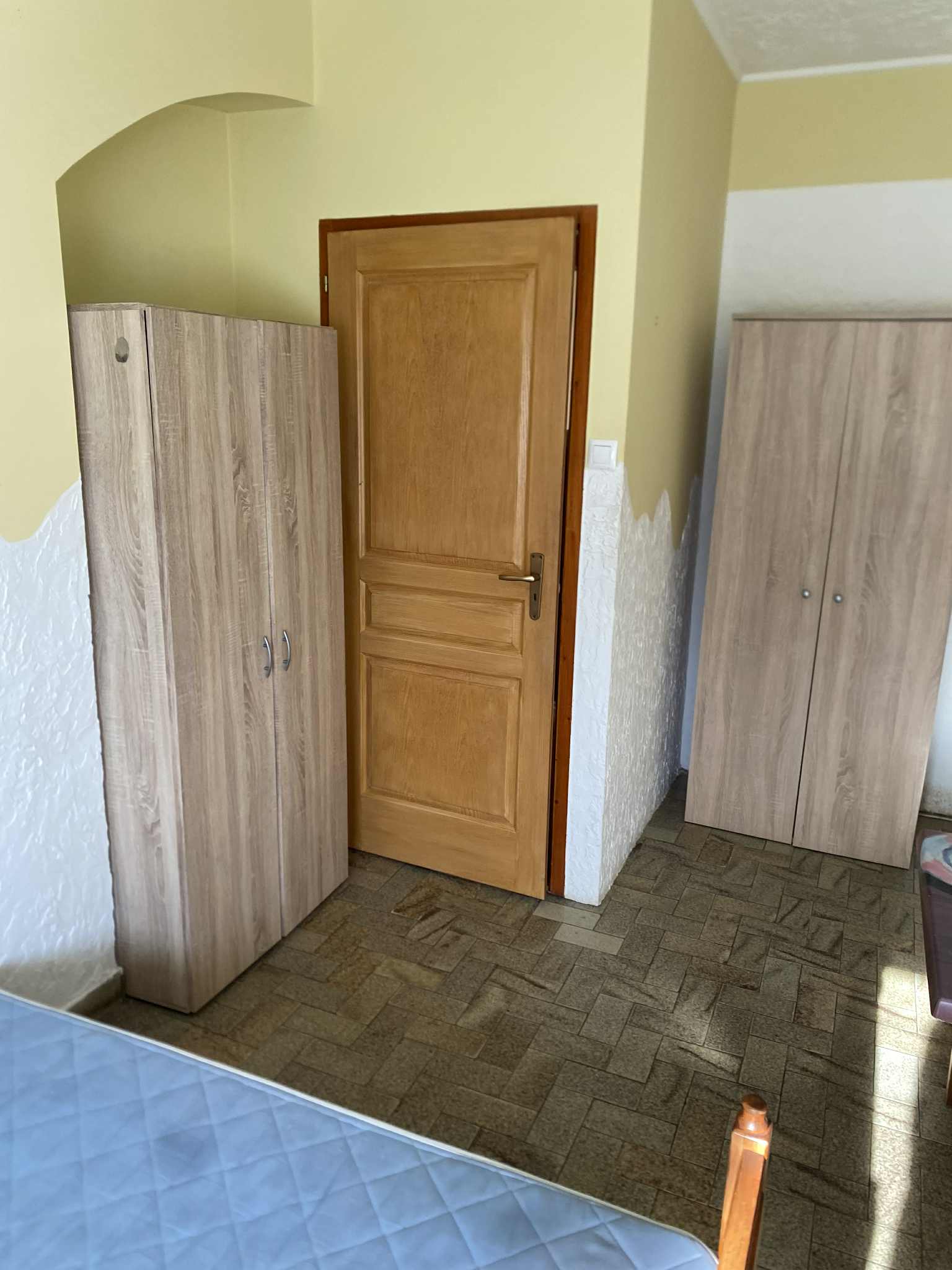 Ház-családi ház kiadó – 10 szoba< – Pápa