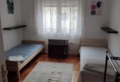 Ház-családi ház kiadó – 3 szoba – Balatonlelle