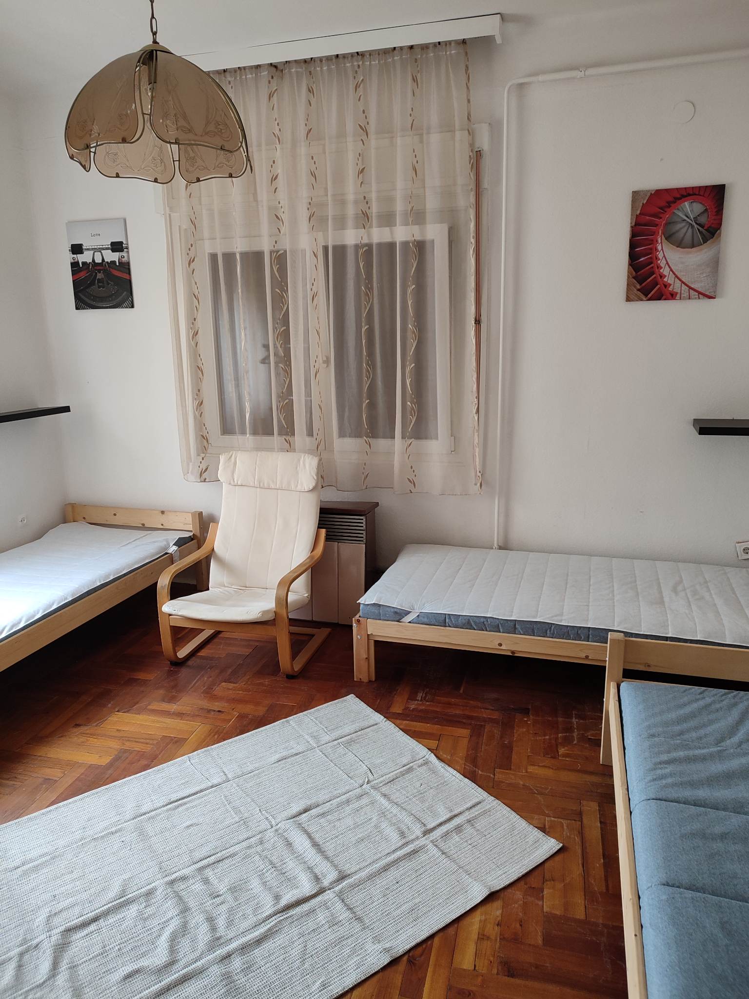 Ház-családi ház kiadó – 3 szoba – Balatonlelle