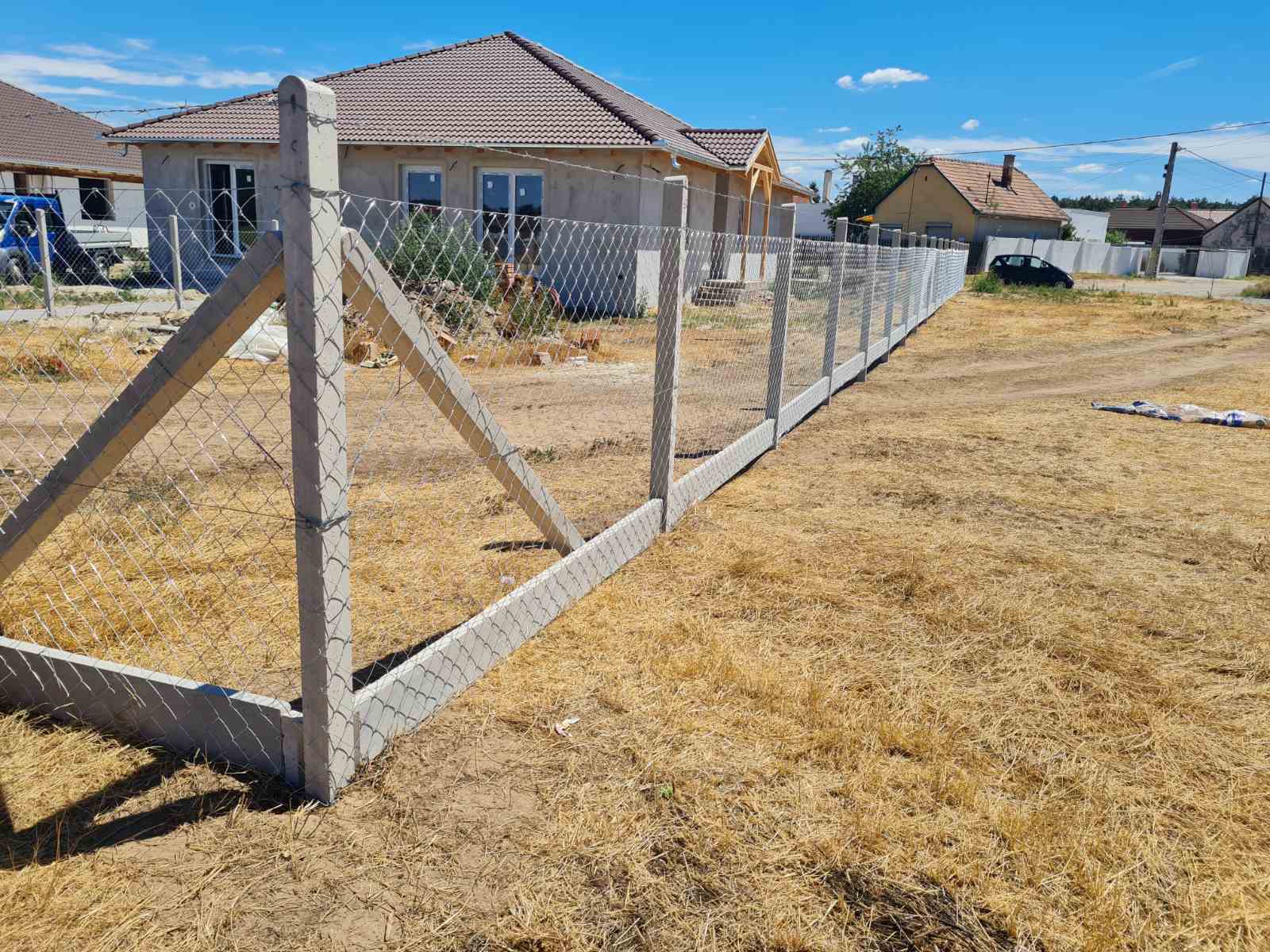 Kerítésépítés a legjobb árban! Vadháló, drótfonat, drótháló, oszlop, kapu, huzal